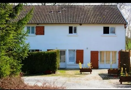 De Grigny Apartment *